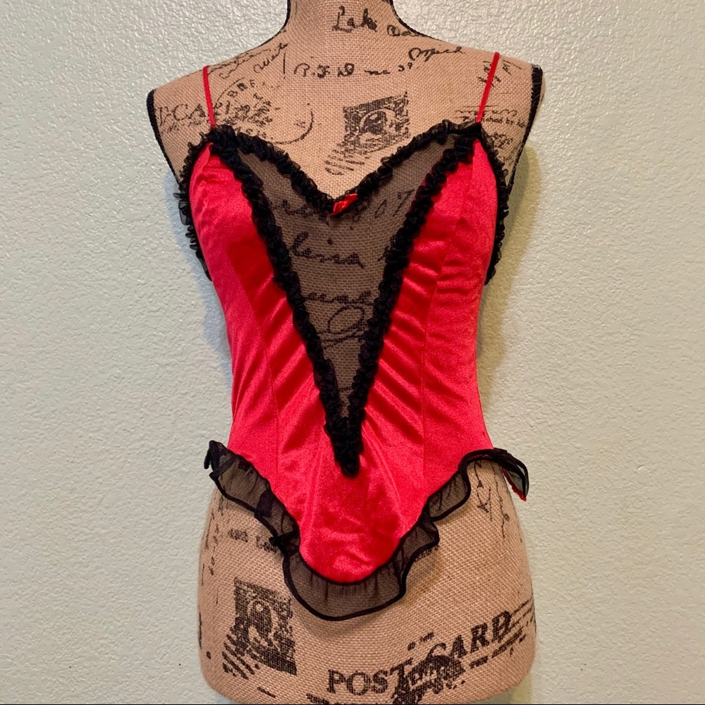 SEXY RED AND BLACK LINGERIE TOP ❤️💄💋